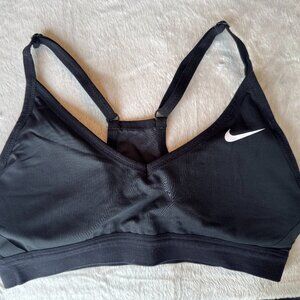 Nike Sports Bra, Size S, Light Support, Black, Like new